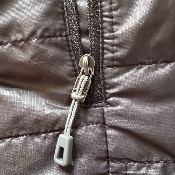 Patagonia Men’s Nano Puff Vest Black Small - Picture 6 of 13